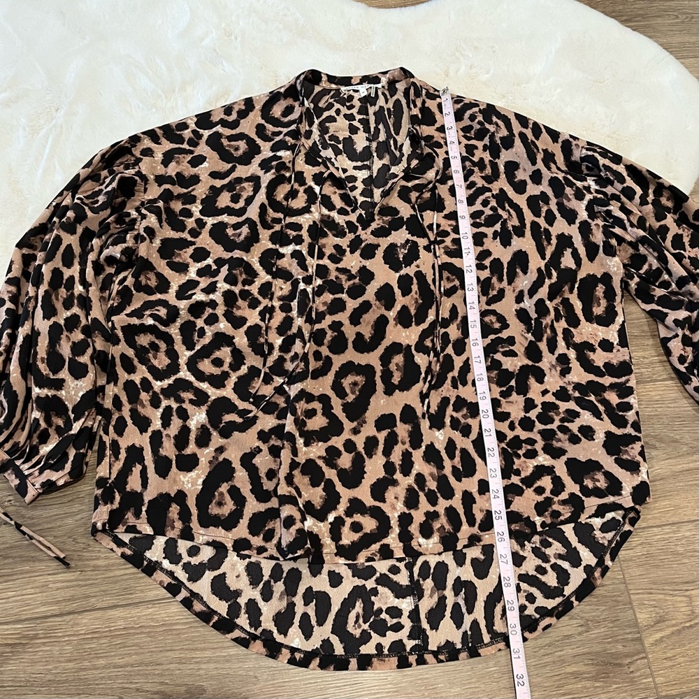 Leopard Print Tunic Blouse Size M - Picture 6 of 7